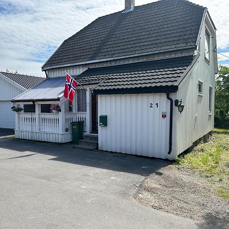 Kjeller Oslo Guest House Twin & Family Room מראה חיצוני תמונה