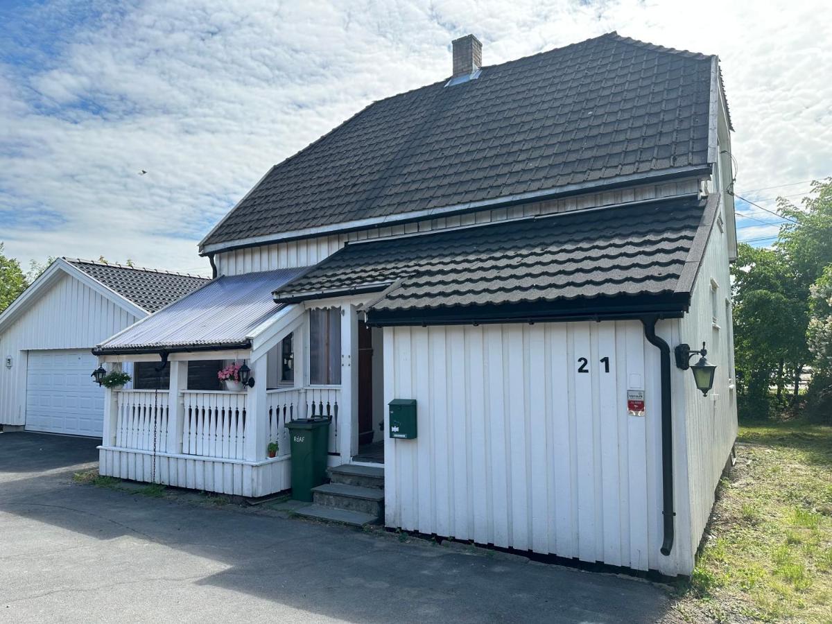 Kjeller Oslo Guest House Twin & Family Room מראה חיצוני תמונה